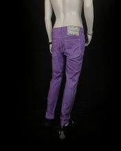 Load image into Gallery viewer, Lilac Sky Jeans